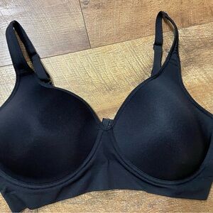 Black Seamless Full Coverage Bra